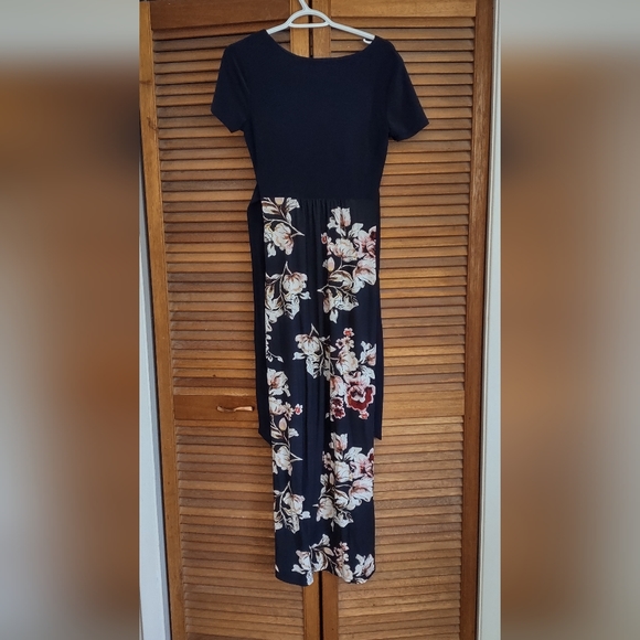 👗Medium International INC Company maxi dress - Picture 3 of 13